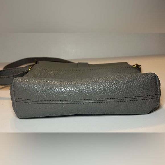 Fossil Kinley Small Envelope Leather Crossbody in Shadow Gray Adjustable Strap - Picture 12 of 16